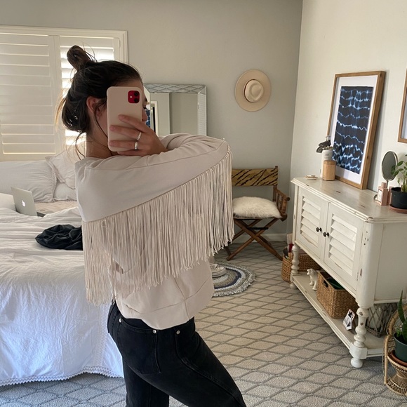 Fringe sweater! - Picture 6 of 7